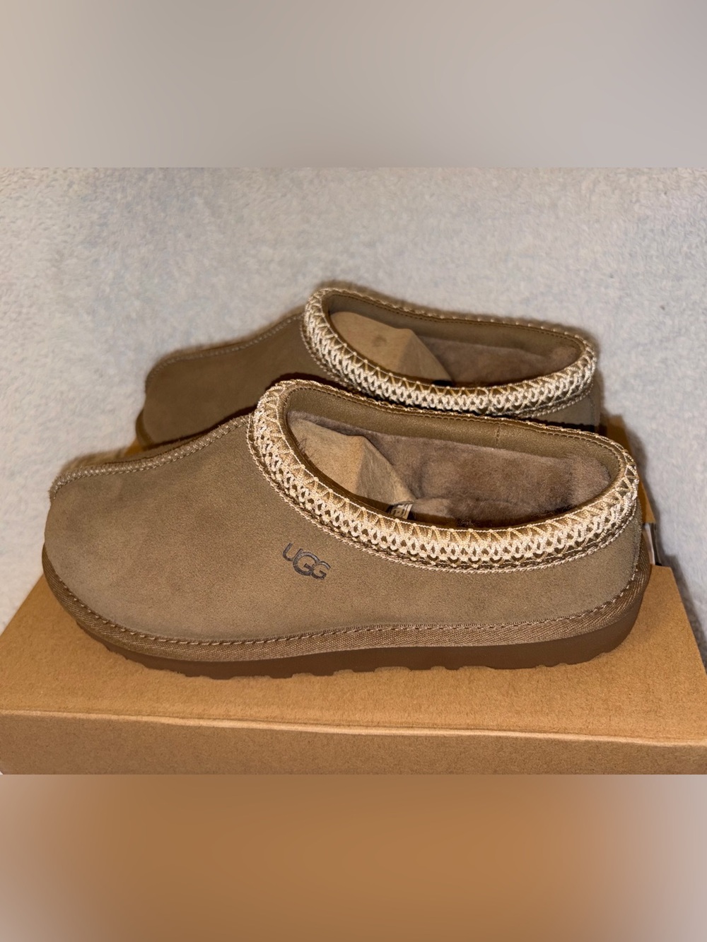 UGG Tasman II Light Bronze Clogs Size US 8 NWT